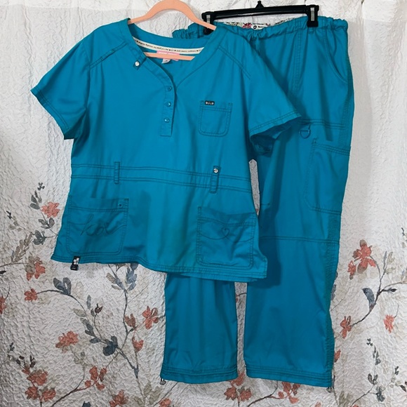 koi Other - Koi Limited Edition Scrub Set XL Petite Bottom Teal Blue